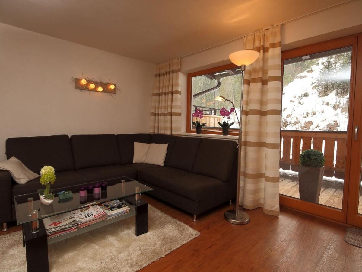 Boutique Apartment In Brixen With Mountain View Brixen im Thale Exterior foto