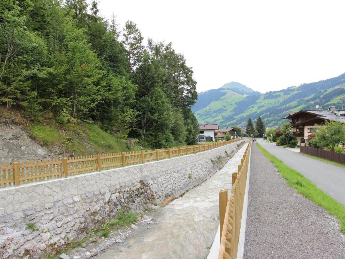 Boutique Apartment In Brixen With Mountain View Brixen im Thale Exterior foto
